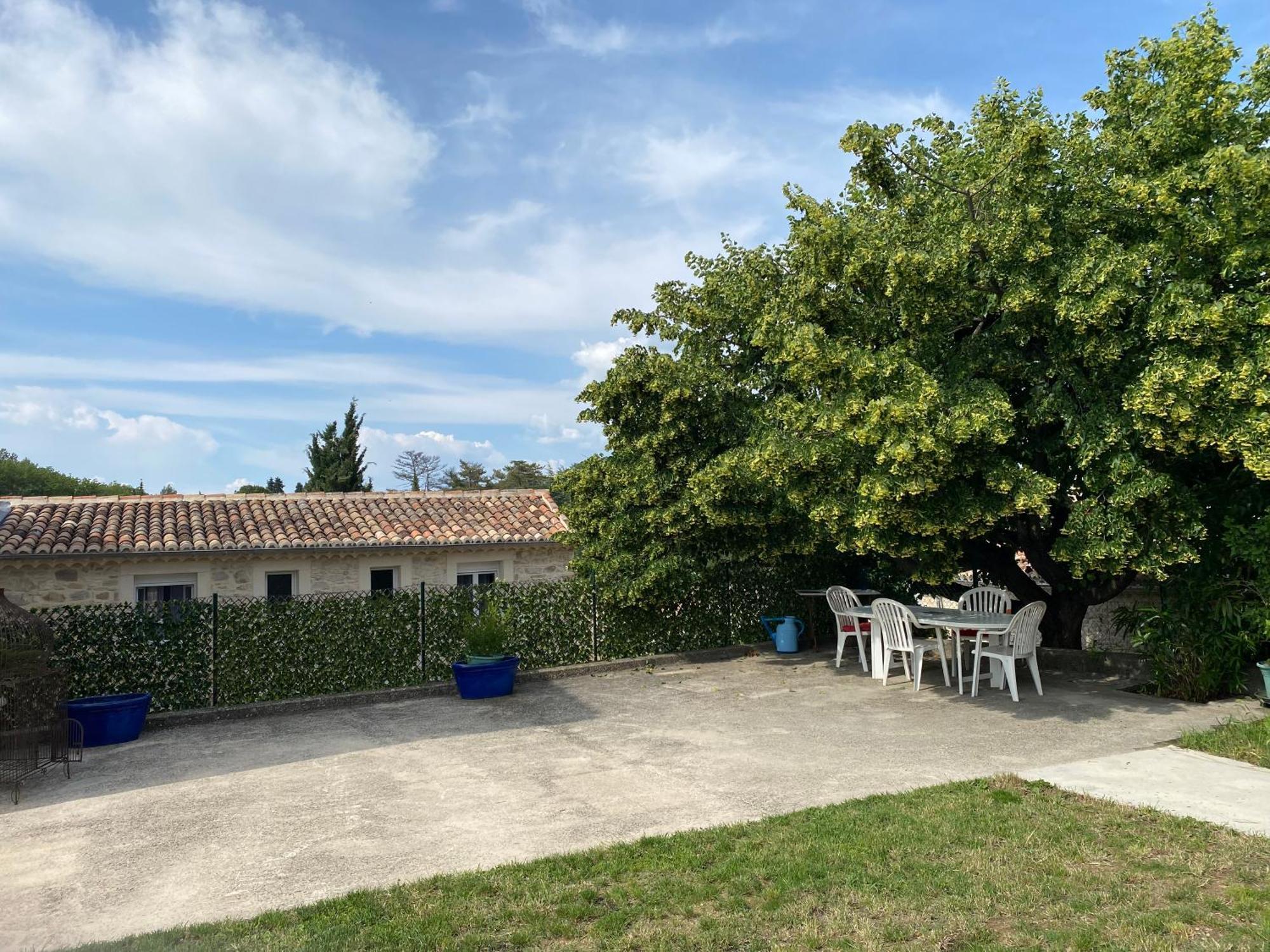 Sous Le Tilleul Apartamento Saint-Maurice-de-Cazevieille Exterior foto